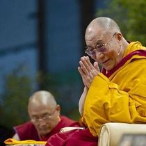 法王 達賴喇嘛尊者  開示

生活在社會